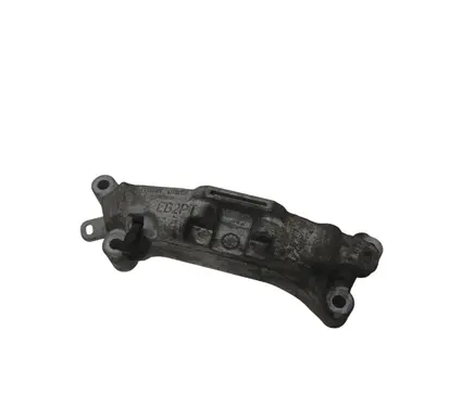 Peugeot 308 Engine mounting bracket 9674960380