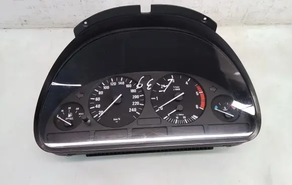 BMW 5 E39 Speedometer (instrument cluster)