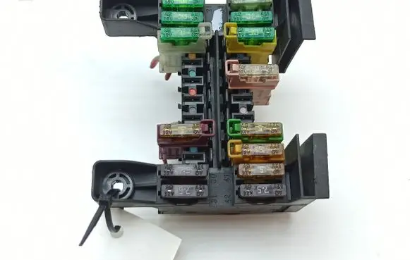 Mercedes-Benz E W211 Fuse module 2115450301