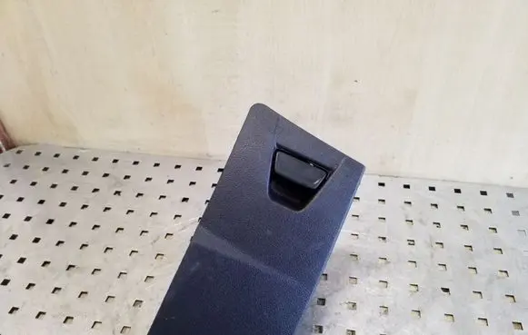 Ford Focus Glove box BM51A46441