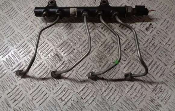 Fuel main line pipe