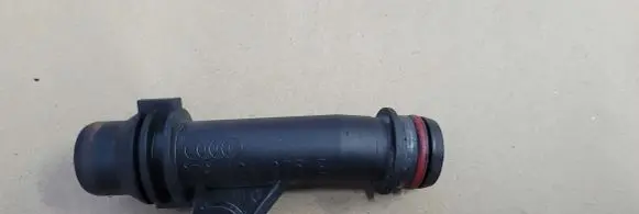 Audi A6 S6 C7 4G Engine coolant pipe/hose 079121075E