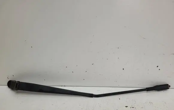 Mercedes-Benz R W251 Front wiper blade arm A2518200740
