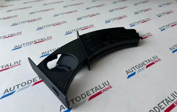 BMW 5 E60 E61 Cup holder front 7063104 51467063104