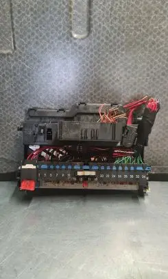 BMW X3 E83 Fuse box set 8364542 8387153