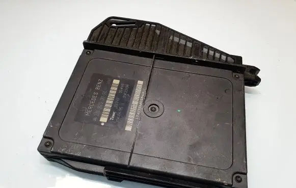 Mercedes-Benz E W210 Comfort/convenience module 2108200026
