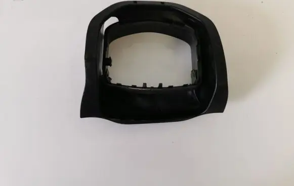 Steering wheel column trim