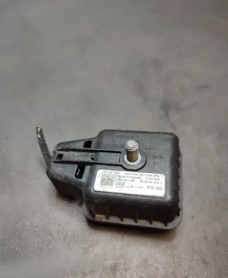 Volkswagen PASSAT B8 Alarm system siren 5Q0951605
