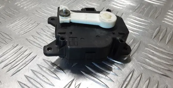 Toyota Land Cruiser (J150) Air flap motor/actuator 0638000172