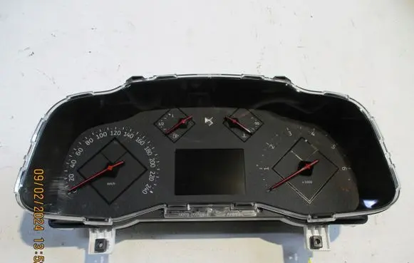 Citroen DS7 Crossback Speedometer (instrument cluster) 9830700380
