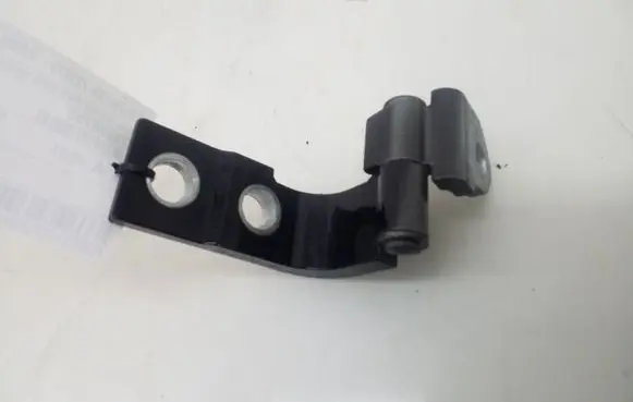 Lexus GS 300 350 430 450H Rear door lower hinge 6878030150