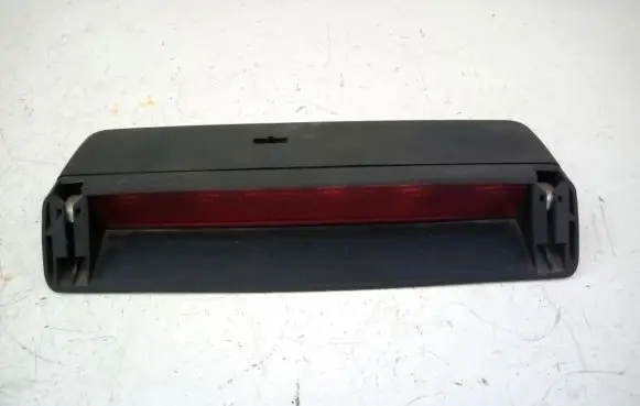 Volkswagen Sharan Third/center stoplight