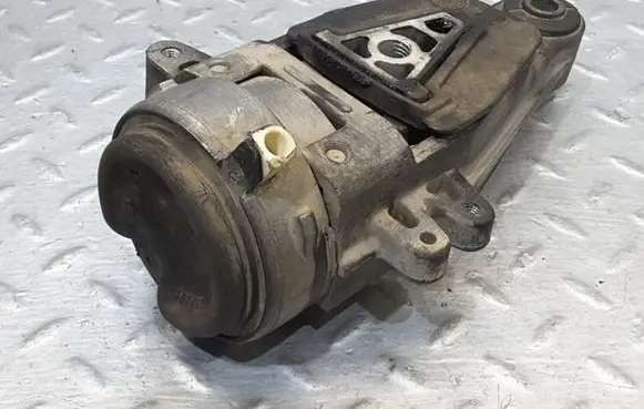 Citroen C5 Engine mount bracket 326C64 320A24E 326C65