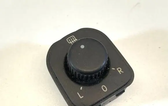 Volkswagen PASSAT B6 Wing mirror switch 1K0959565F