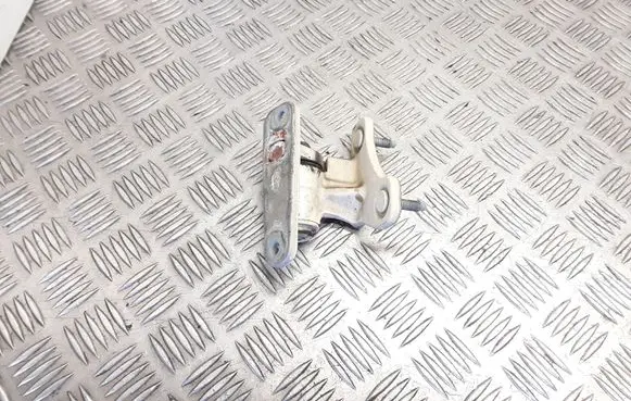 Mercedes-Benz E W212 Front door lower hinge 