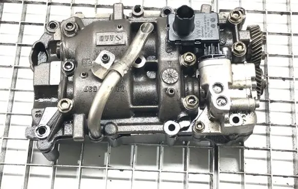 Audi A5 8T 8F Oil pump CJCA