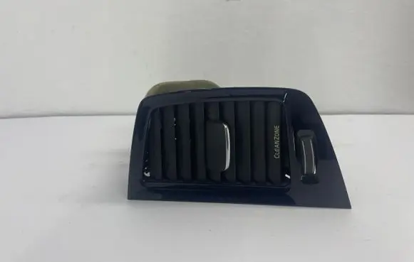 Volvo XC90 Dash center air vent grill 31363715