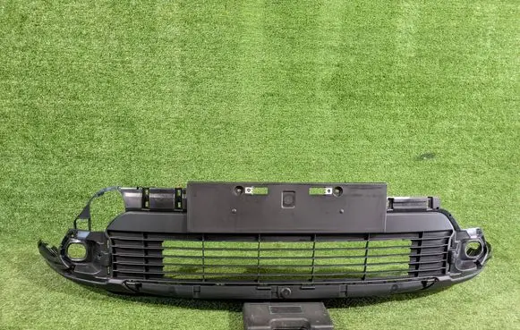 Toyota Yaris Cross Front bumper lip 521290D091