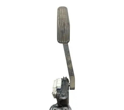 Volvo V70 Accelerator throttle pedal 30683516