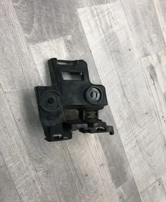 Volkswagen Golf VI Rear bumper mounting bracket 5K6807394A 1355D301308