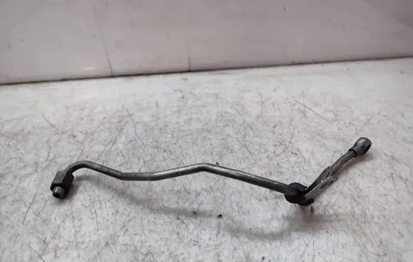 Skoda Karoq Turbo turbocharger oiling pipe/hose 