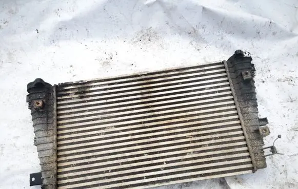 Opel Zafira B Intercooler radiator 13223395