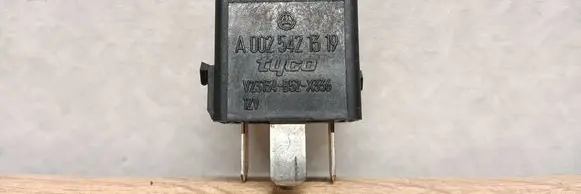 Mercedes-Benz S W220 Other relay A0025421319