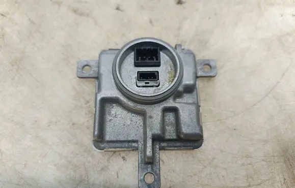 Audi A7 S7 4G Headlight ballast module Xenon 8K0941597E W003T22071 00343764