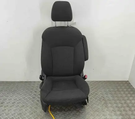 Chevrolet Orlando Front passenger seat 95982618 688329239