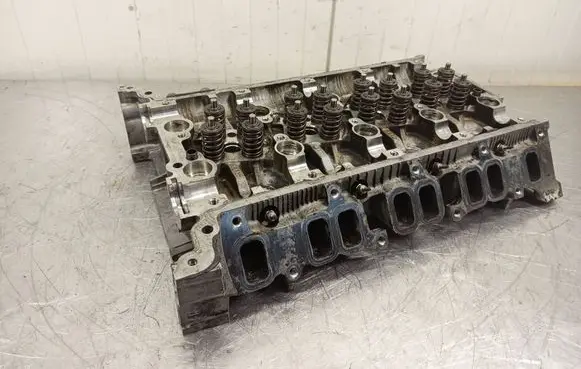 Ford Transit Engine head 