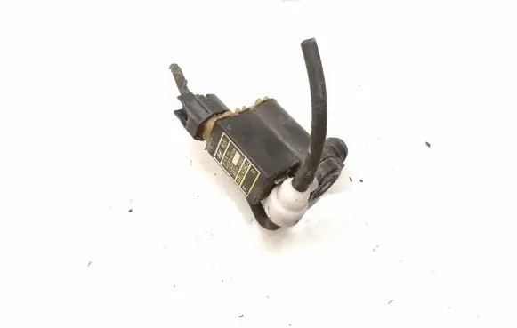 KIA Ceed Windscreen/windshield washer pump 985101F100