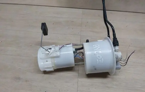 Toyota Aygo AB40 In-tank fuel pump 77020-0H040