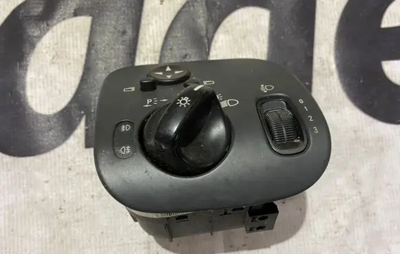 Mercedes-Benz C W203 Light switch A2035450604 2035450604