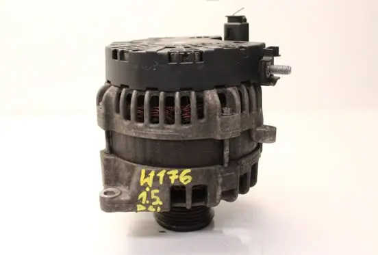 Mercedes-Benz A W176 Generator/alternator A0009063822 0125711043