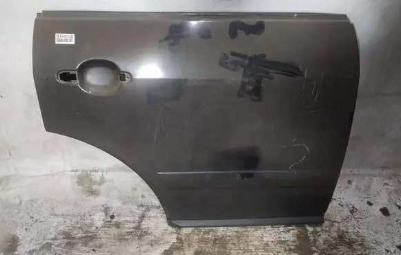 Rear door