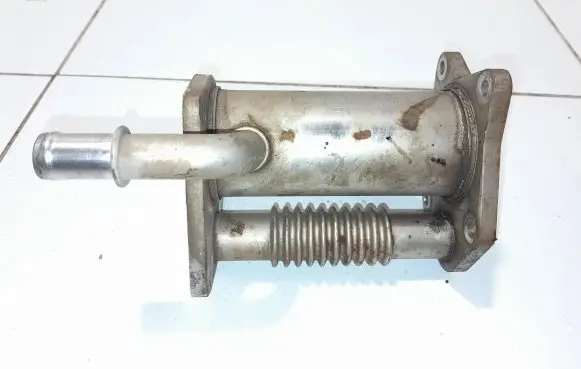 Dacia Dokker EGR valve cooler 147356133A 150113B