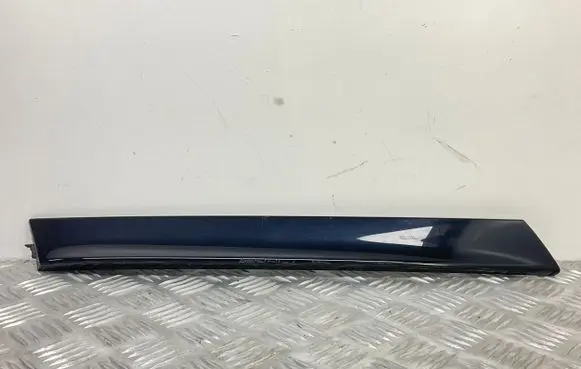 Audi Q3 8U Tailgate trim 8U0854816