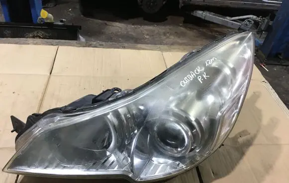Subaru Outback Headlight/headlamp