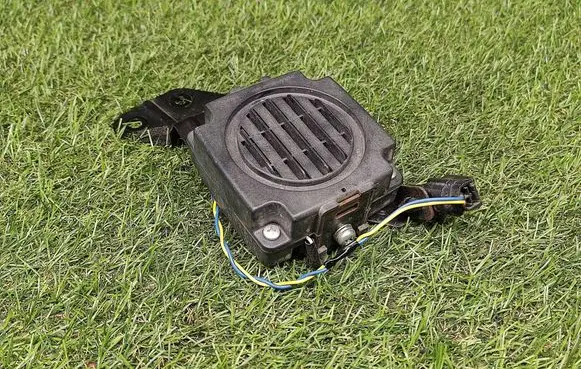 Nissan Leaf I (ZE0) Alarm system siren 281H03NF0A G13316CF