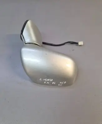 Toyota Corolla Verso E121 Front door electric wing mirror