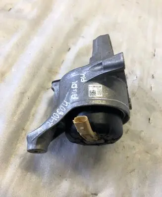Audi A4 S4 B9 8W Engine mount bracket 8w0199371cp