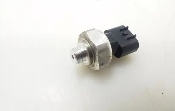 Toyota Avensis T270 Air conditioning (A/C) pressure sensor 
