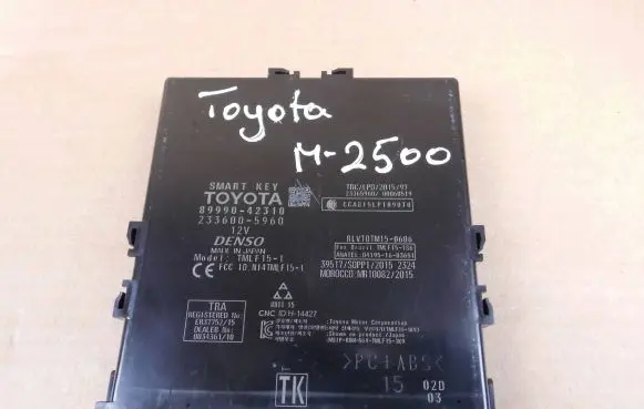 Toyota RAV 4 (XA50) Keyless (KESSY) go control unit/module 8999042310