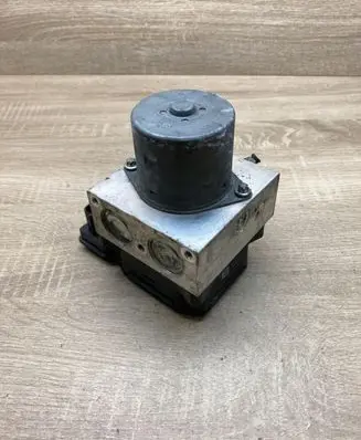 Volkswagen PASSAT B7 ABS Pump 3AA614109AG