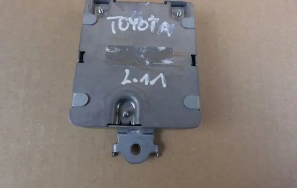 Toyota Yaris XP210 Other control units/modules 86572K0010