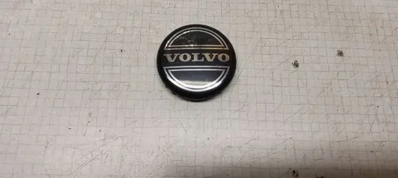 Volvo V70 Original wheel cap 8646379