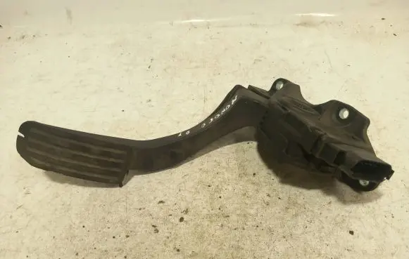 Ford Mondeo MK IV Accelerator throttle pedal 6G929F836SC 6PV00922015 C95YE04