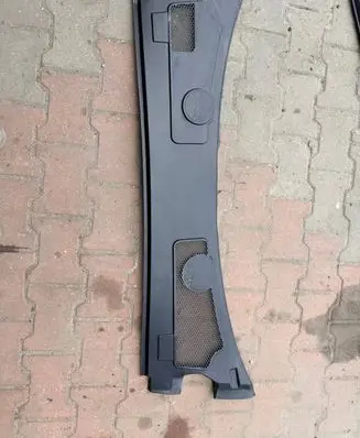 Audi A6 S6 C6 4F Wiper trim 4F2819447