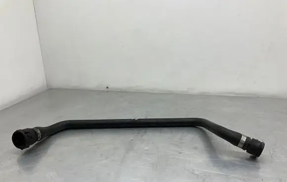 BMW 5 E60 E61 Engine coolant pipe/hose 7799749