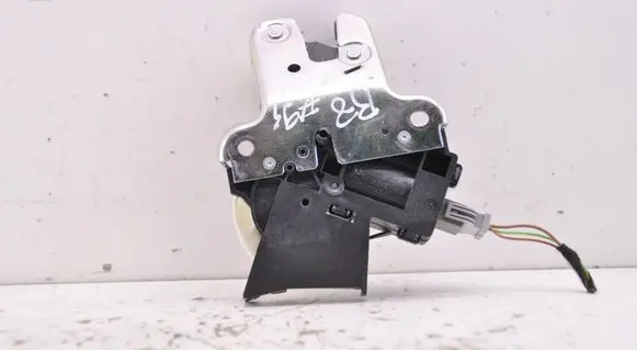 Audi A4 S4 B8 8K Tailgate/trunk/boot lock/catch/latch 4F5827505D